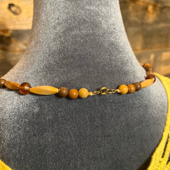 Necklace - Picture 2 of 4